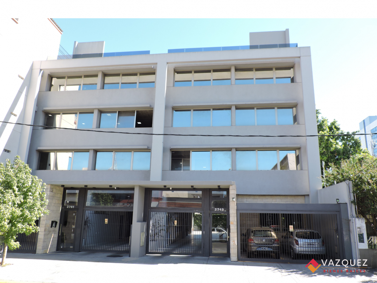 Oficina en Moderno Edificio  