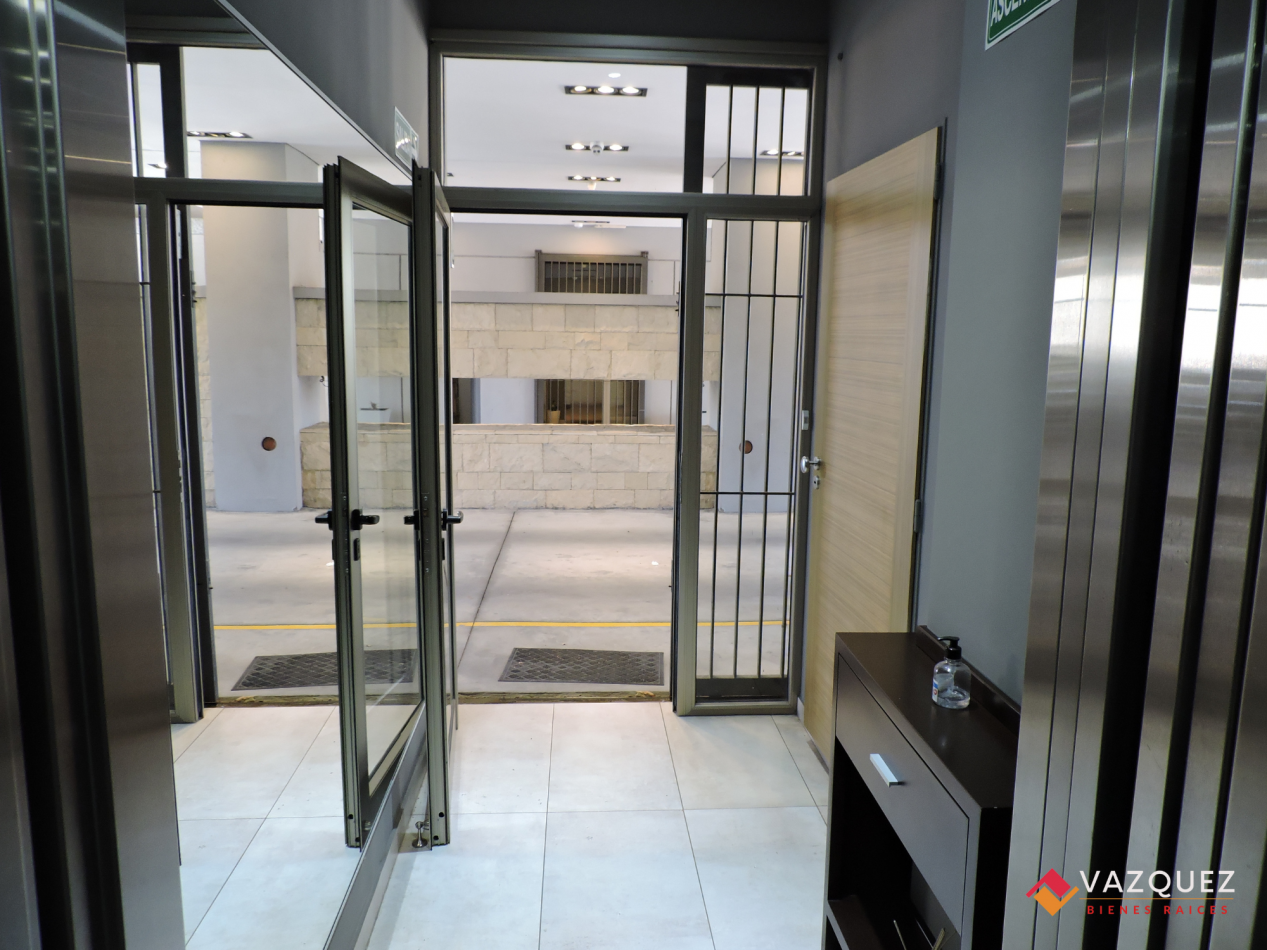 Oficina en Moderno Edificio  