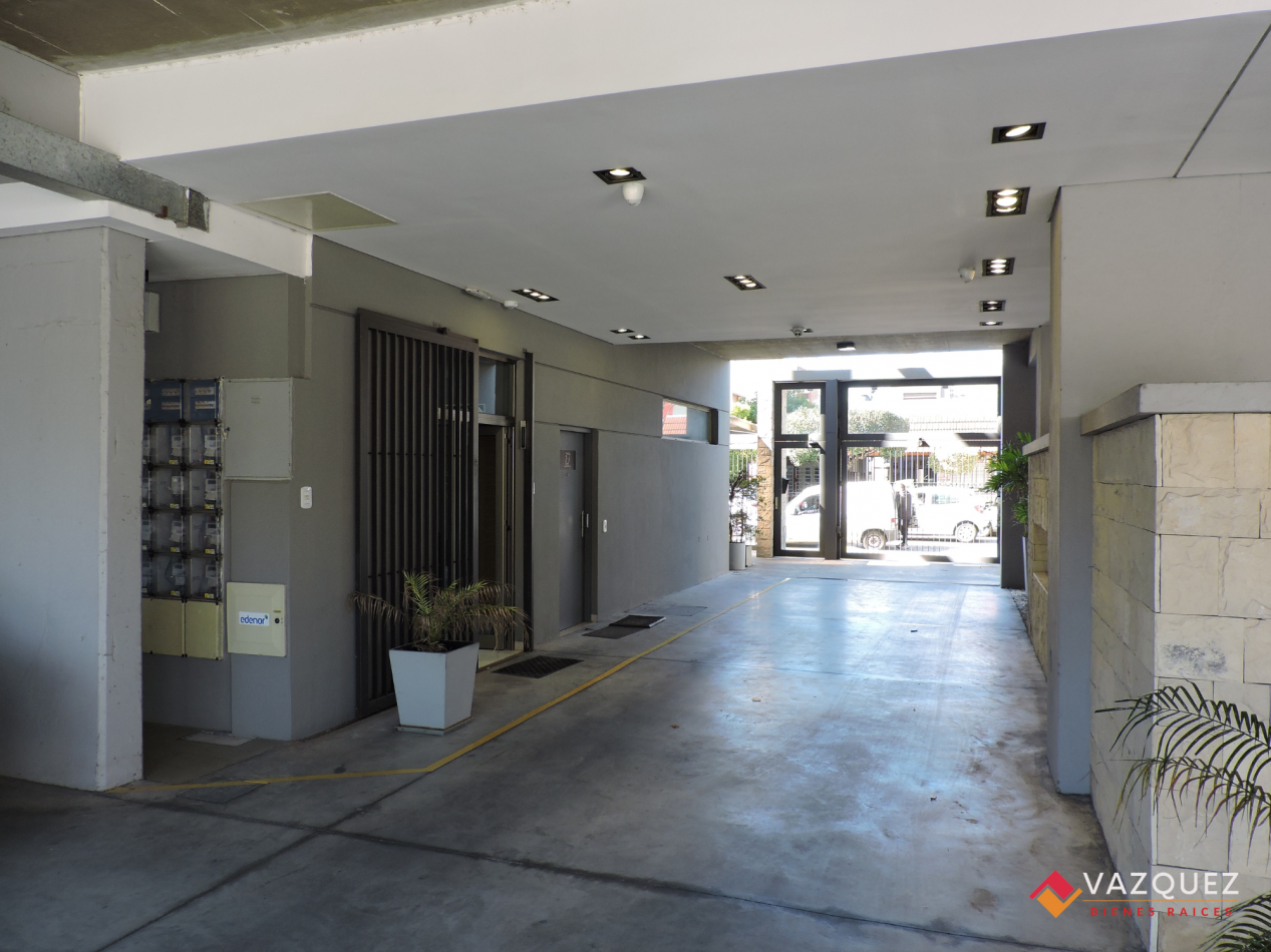 Oficina en Moderno Edificio  