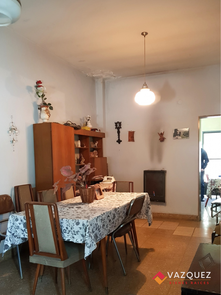 Dos Dptos 3 Ambientes mas Monoambiente en Block