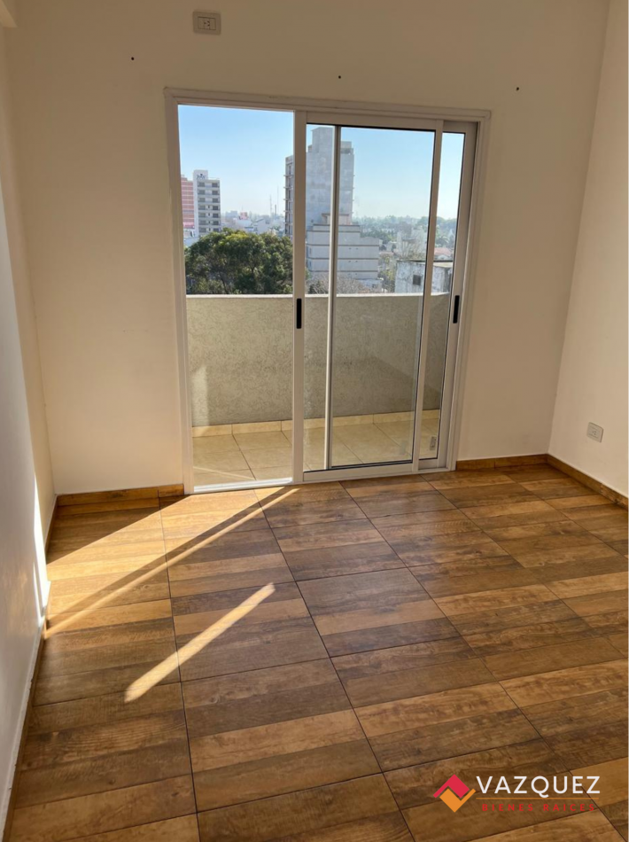 Departamento Dos Ambientes con Cochera