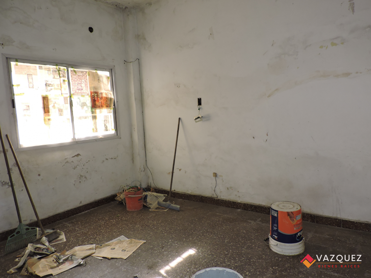 Casa + Departamento a Reciclar Ideal Dos Familias