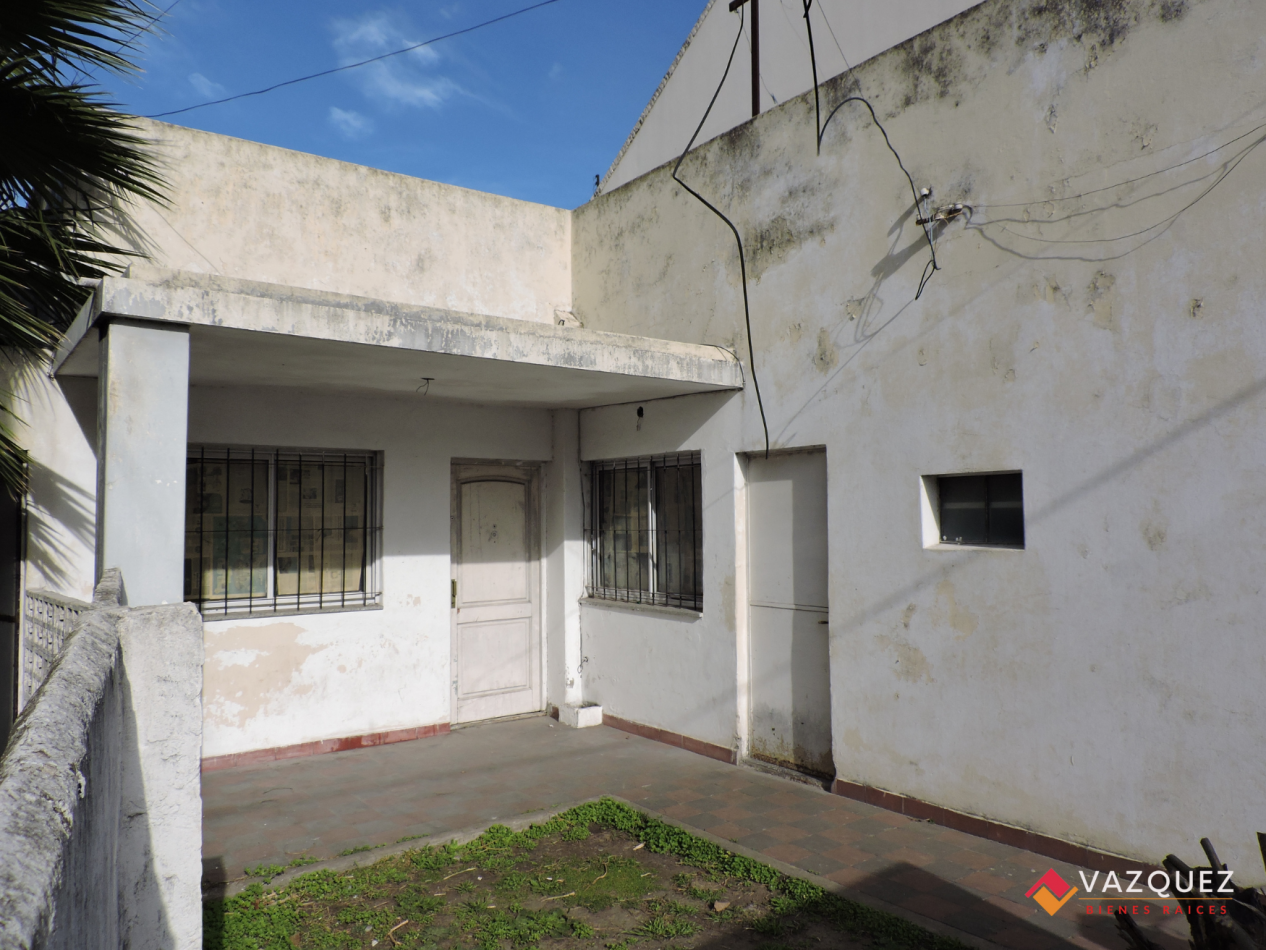 Casa + Departamento a Reciclar Ideal Dos Familias