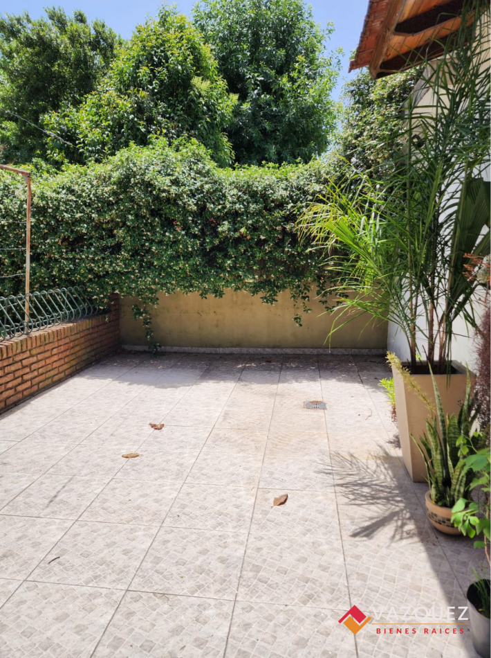 Casa lote propio con Jardin