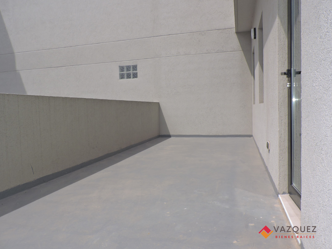 Oficina Monoambiente con Terraza propia