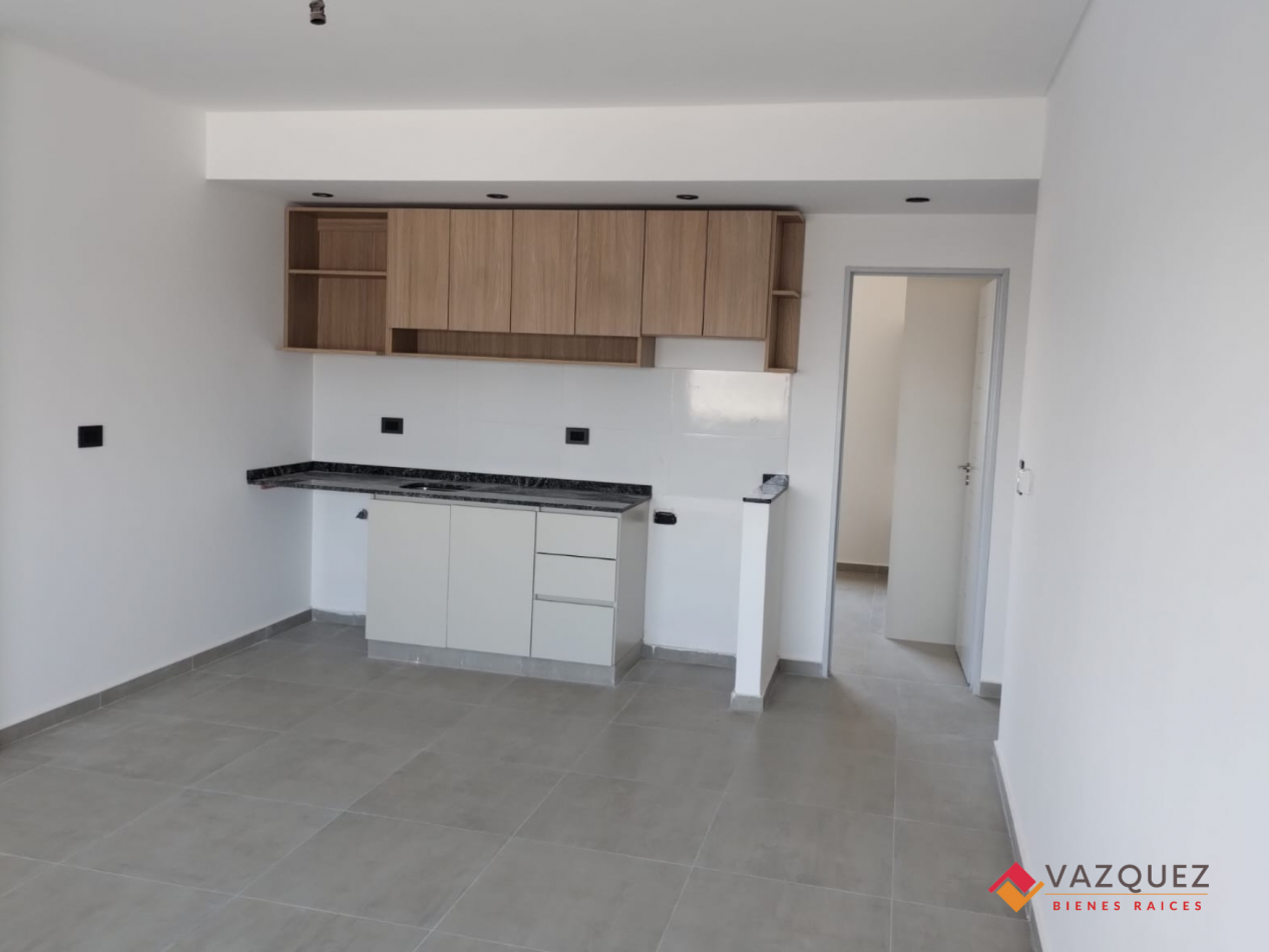 Departamento 3 ambientes Con Cochera Descubierta D