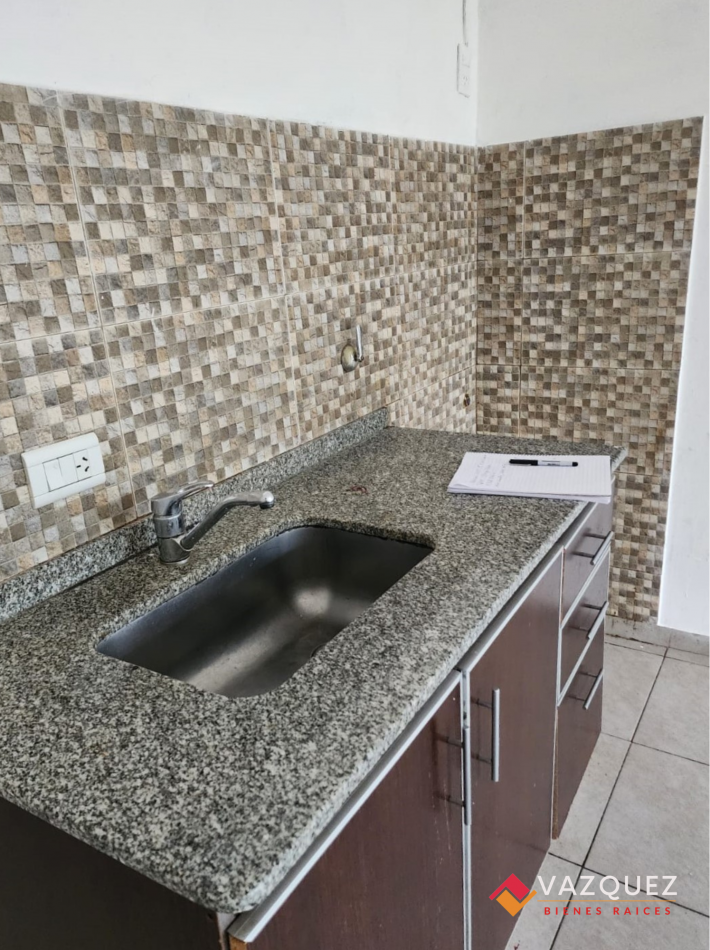 Departamento 3 ambientes con Terraza Propia