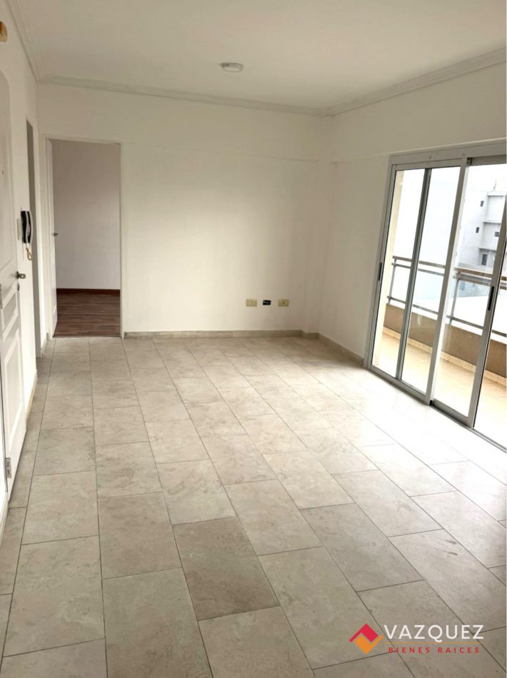 Centro de San Justo 2 Ambientes con Cochera