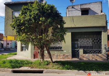 Dos Dptos 3 Ambientes mas Monoambiente en Block