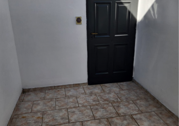 Departamento 2 ambientes con Patio Ramos Mejia